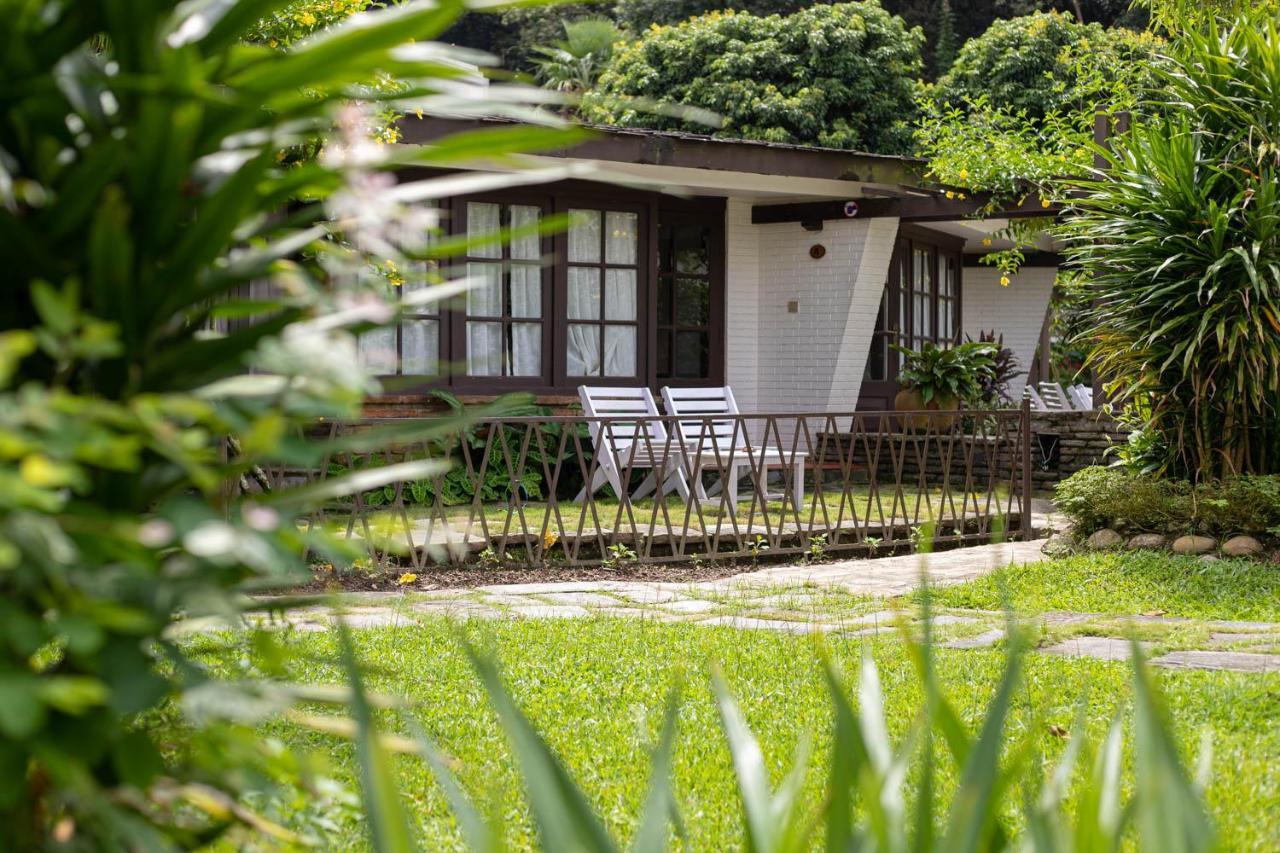 Fish Tail Lodge Покхара Экстерьер фото