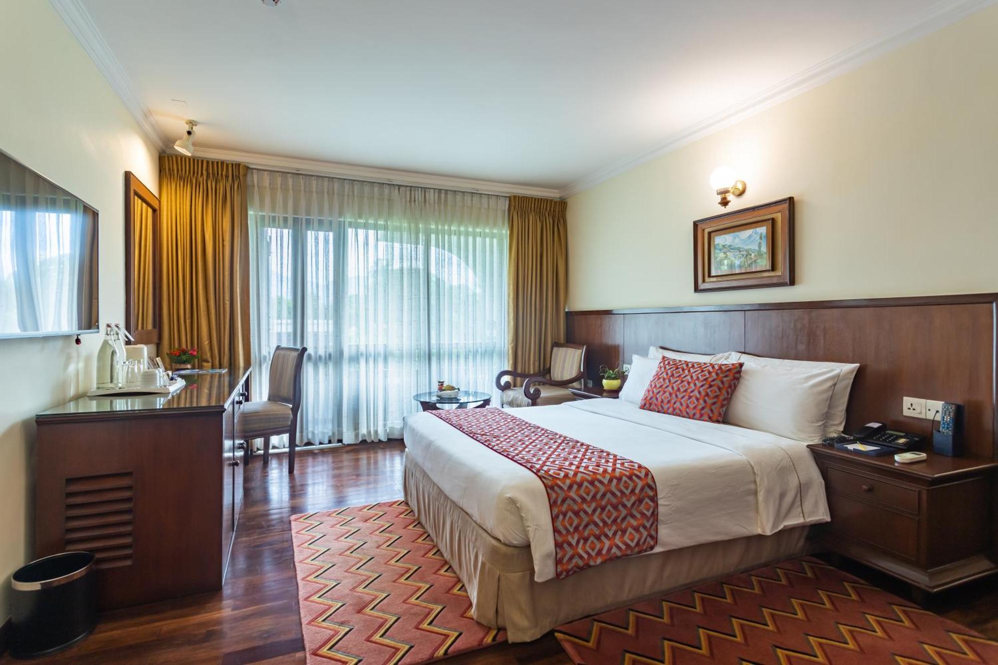 Fish Tail Lodge Покхара Экстерьер фото